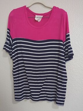 Fantastic Fawn Hot Pink and Navy Striped Short Sleeve Tee
